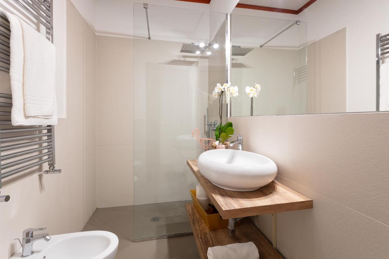 Starguest La Sapienza Art Gallery Apartment Napoli Ngoại thất bức ảnh